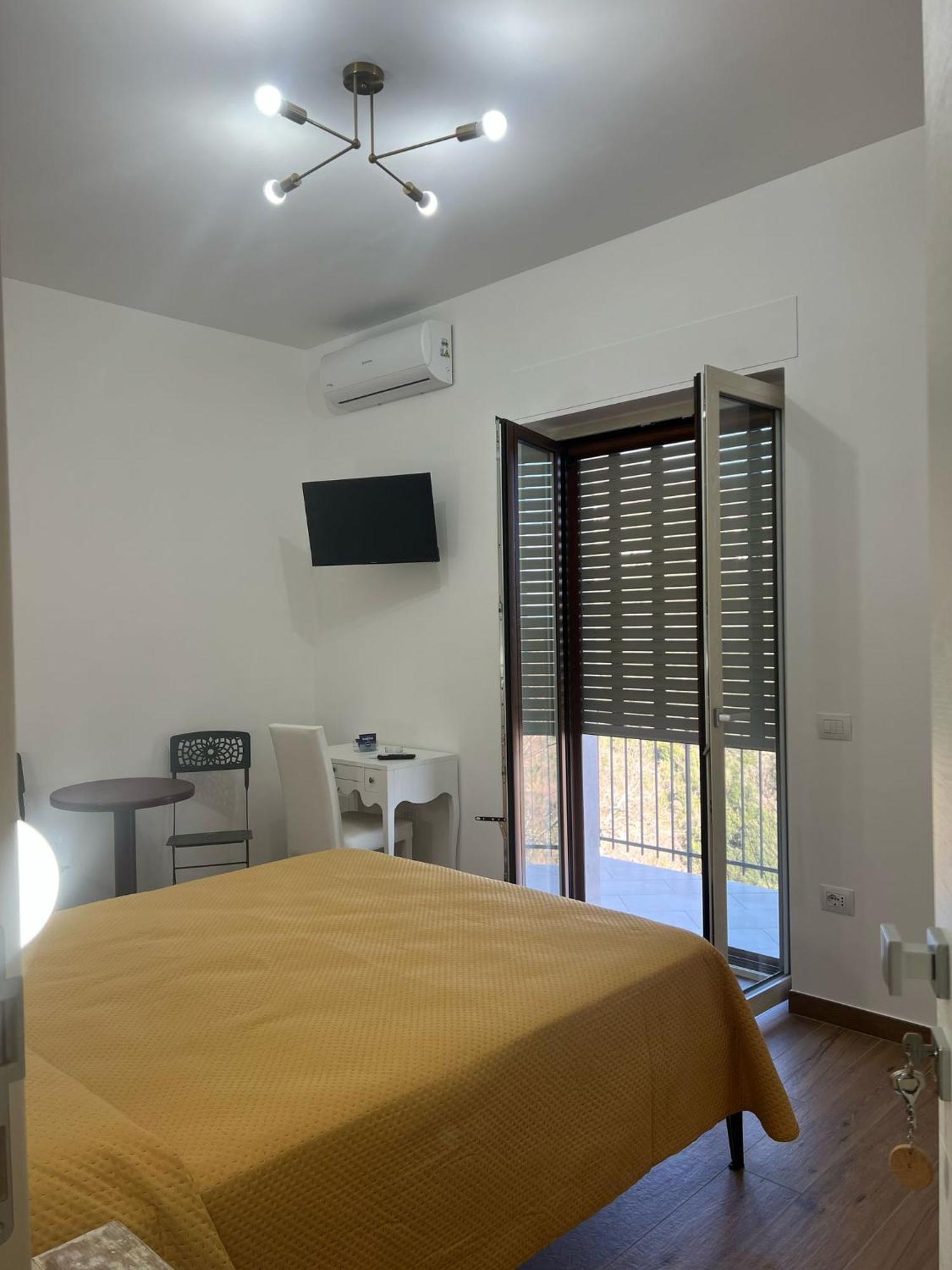 Hotel Dente Di Leone San Mauro Cilento Exteriér fotografie